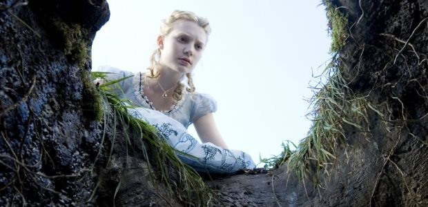 Although Alice in Wonderland is not one of Tim Burton's best movies, it is certainly one of his more charming ones.